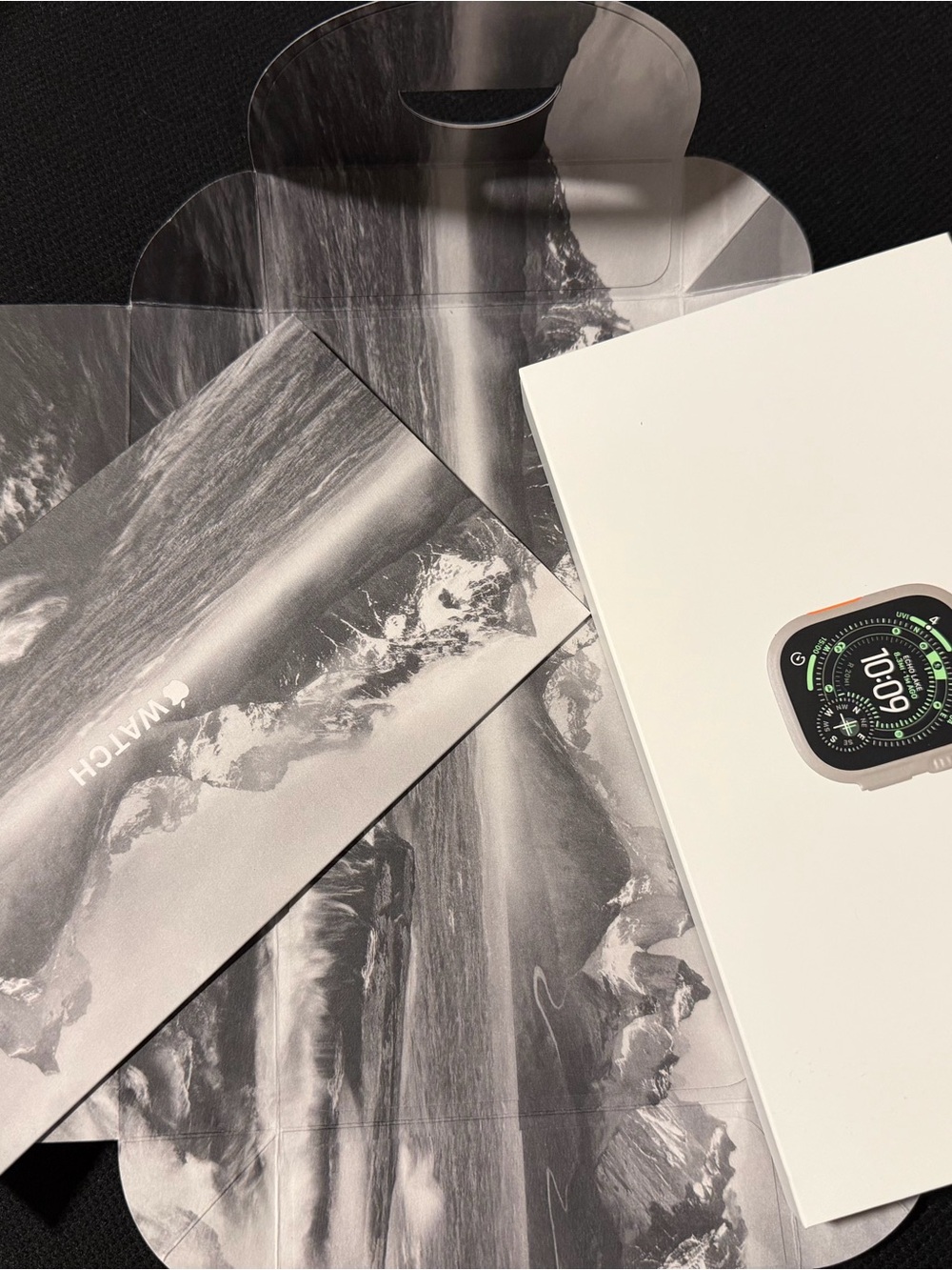 Apple Watch Ultra 3 Natural Titanium 49 MM GPS + Cellular Smartwatch